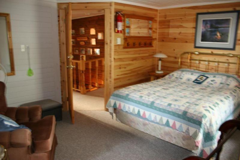 Sunny Rock Bed & Breakfast Minden Δωμάτιο φωτογραφία