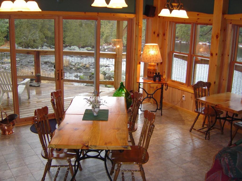 Sunny Rock Bed & Breakfast Minden Εξωτερικό φωτογραφία